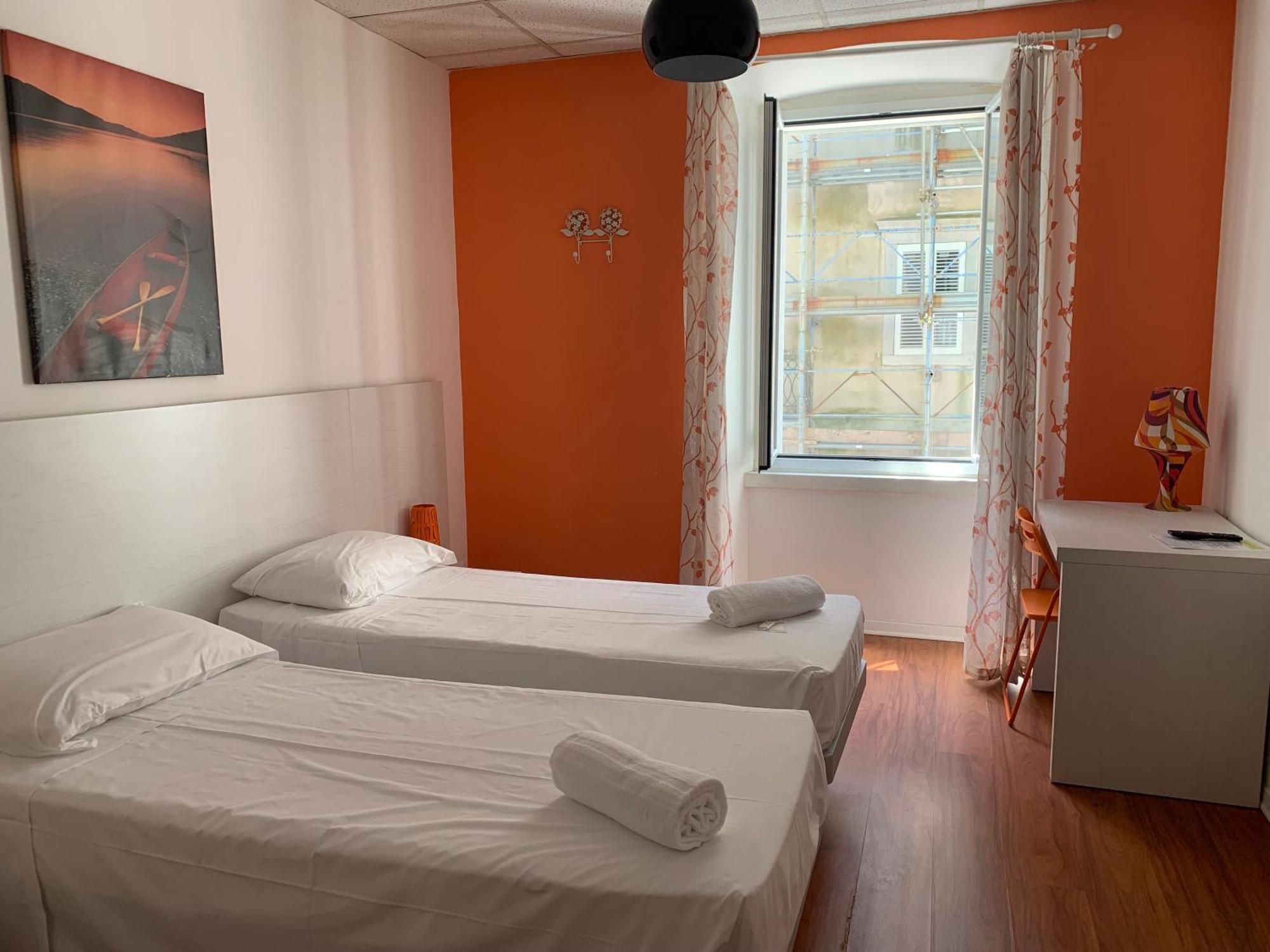 Hotel Smart Accomodation Trieste Exterior foto